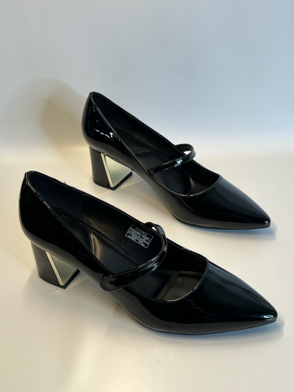 JONES New York Women’s Size 9 Slip On Black Heel